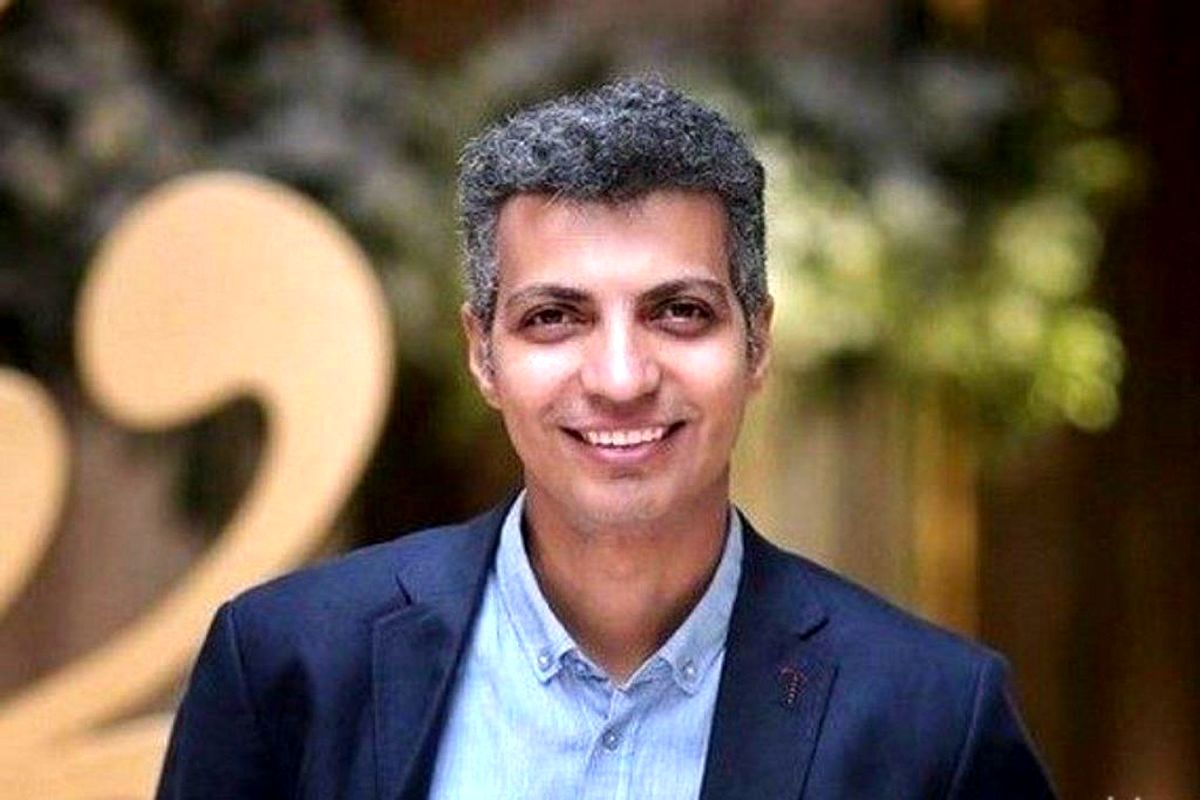 بولینگ بازی کردن عادل فردوسیپور در کیش (ویدئو)