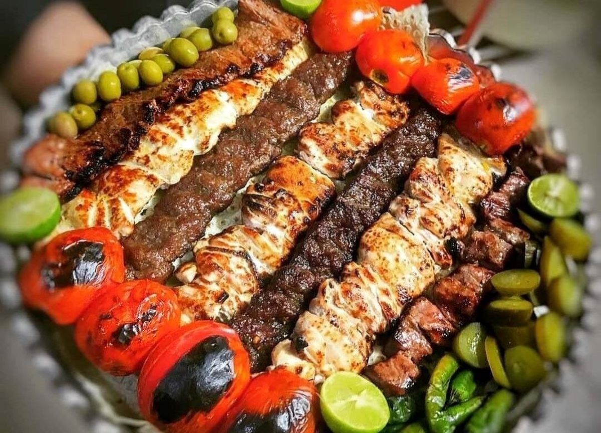 قیمت چلوکباب، دیزی و ساندویچ ۵۰ سال پیش چقدر بود؟ (عکس)