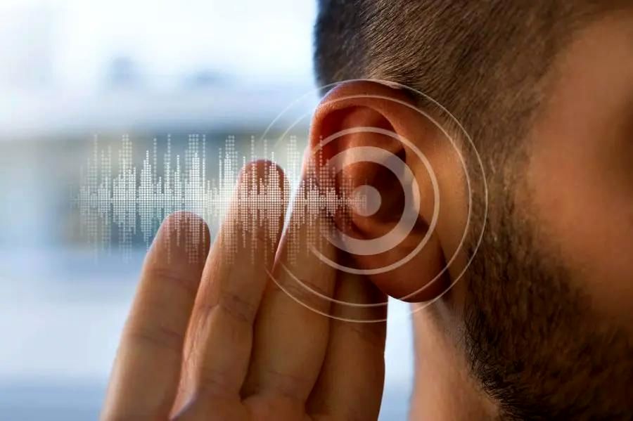 هدفونهای حذف نویز؛ مراقب این مشکل برای سلامتتان باشید