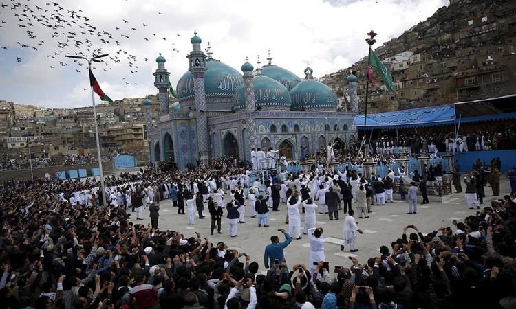 ساعت و لحظه دقیق تحویل سال نو(۱۴۰۴) در افغانستان + رسومات نوروز