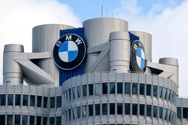 BMW-Company-_11zon