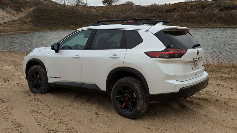 نیسان ایکستریل راک کریک 2025؛ شاسیبلند خانوادگی با روح آفرود Nissan-Rogue-Rock-Creek-3-767x431
