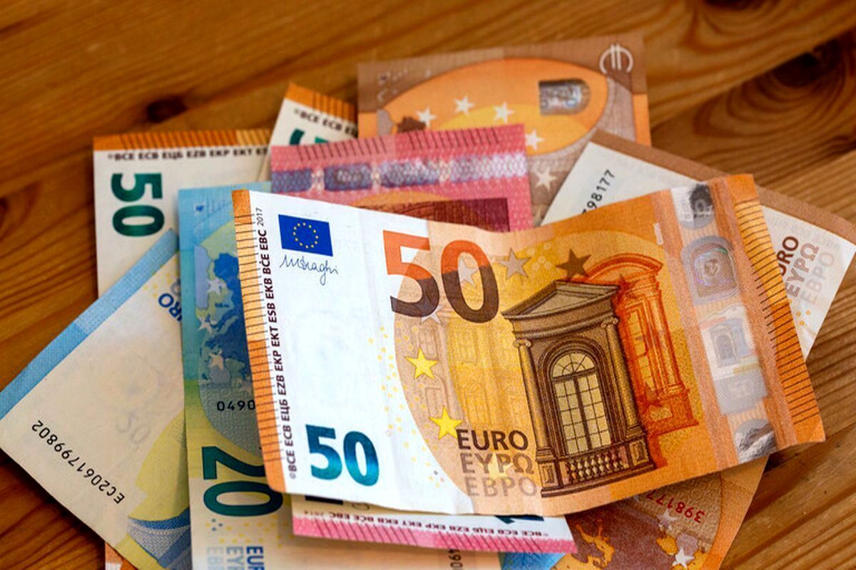 قیمت دلار امروز یکشنبه ۲۴ فروردین؛ اسکناس آمریکایی چند؟