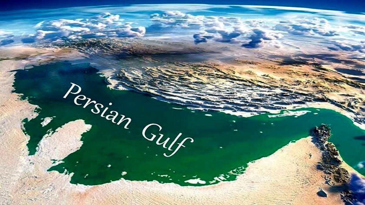 ثبت نام خلیج فارس در گذرنامه بنیانگذار امارات