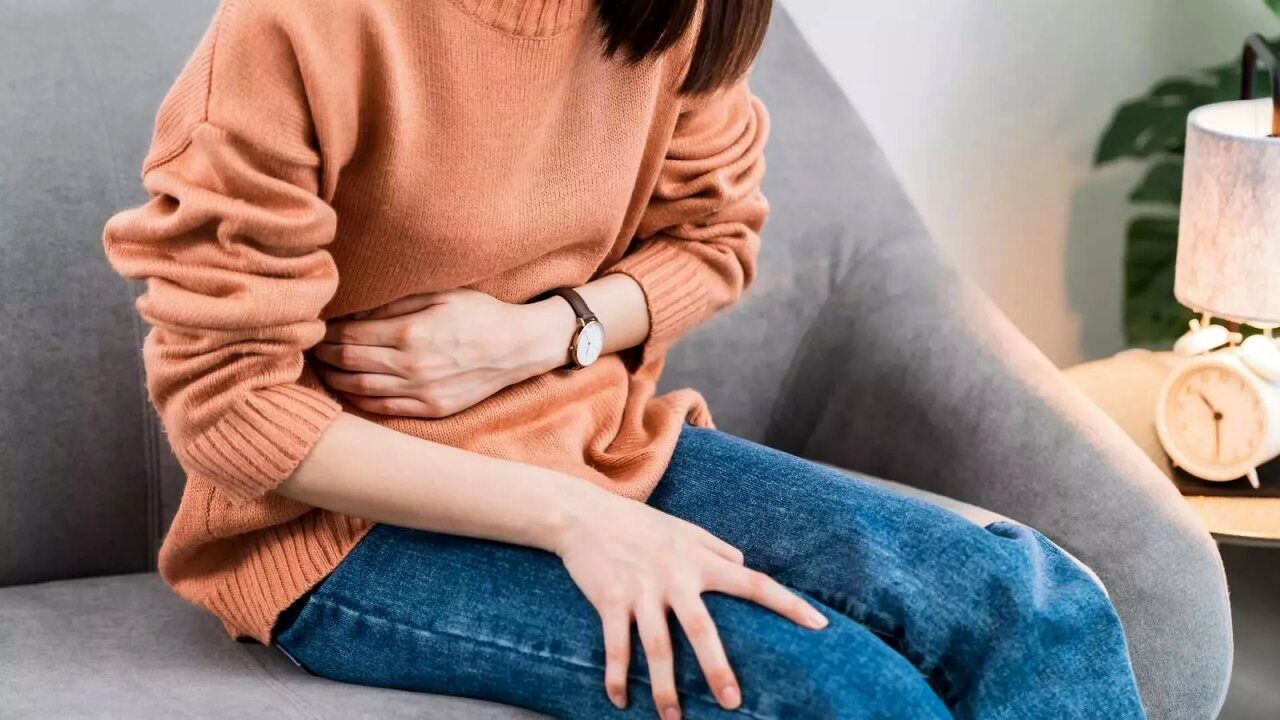 علت سروصدای شکم چیست و چه زمانی باید نگران شویم؟