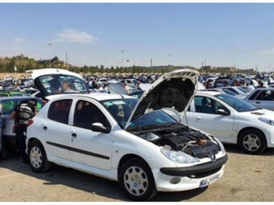تلاطم در بازار خودرو/ کوییک ترمز برید؛ تارا ارزان شد + جدول