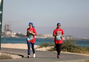 از ثبت جهانی تا جنجال ملی/ ماراتن جزیره کیش یا ماراتن برهنگی؟