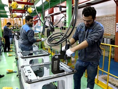 آغاز پرداخت تسهیلات میلیاردی به واحدهای تولیدی و صنعتی در ۱۷ بانک کشور
